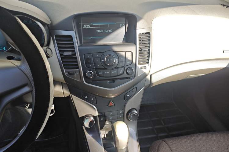 Used Chevrolet Cruze 2015 1.5L Classic SE AT