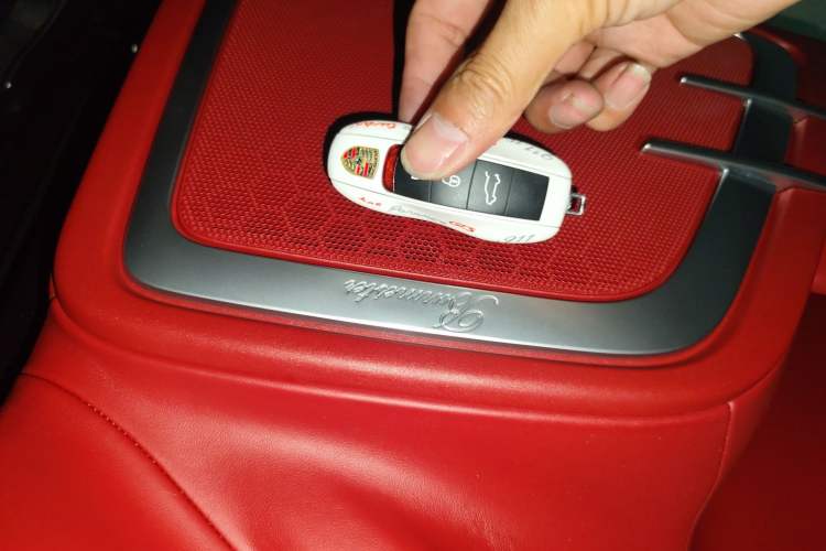 Used Porsche Cayenne 2016 Cayenne GTS 3.6T Vehicle Key