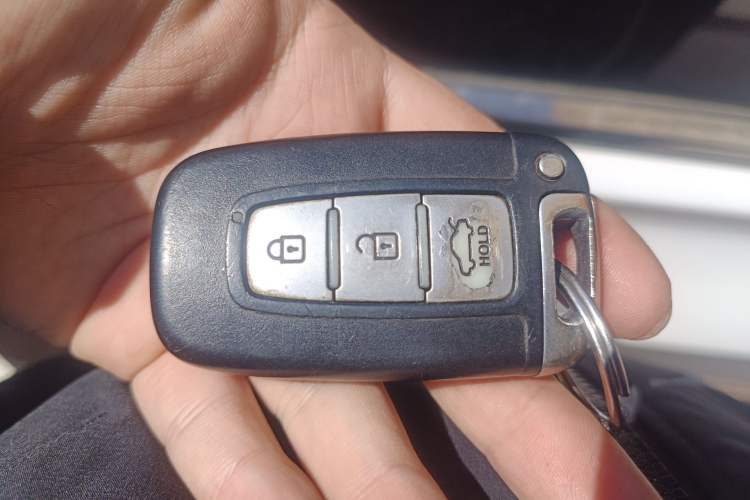 Used Hyundai Sonata 2013 2.0L Automatic Luxury Edition