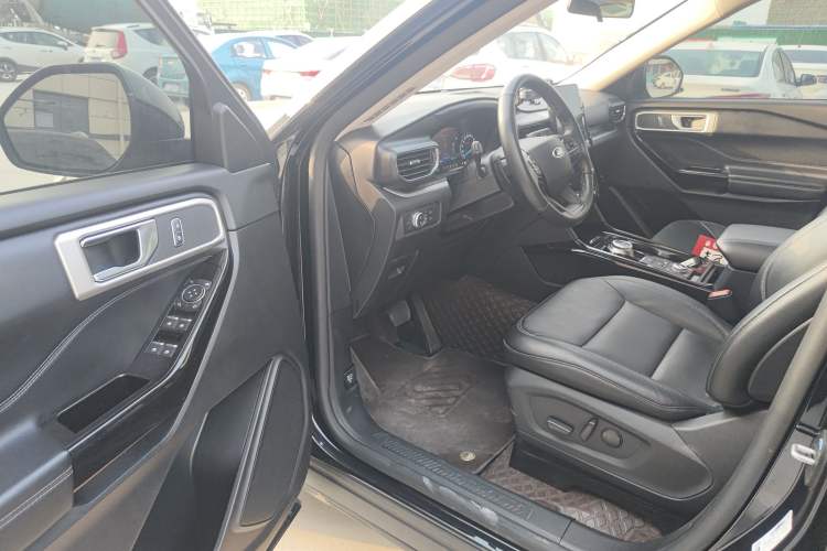 Used Ford Explorer 2020 EcoBoost 285 4x4 Trend Edition 7-Seater
