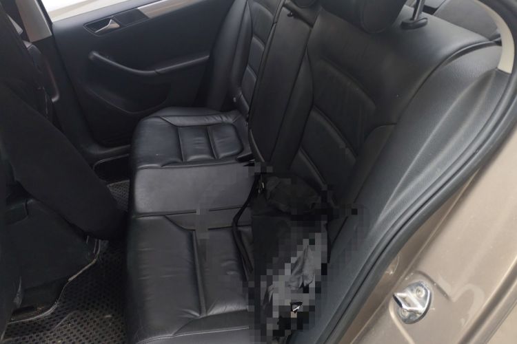 Used Volkswagen Sagitar 2012 1.6L Manual Comfort Model Left Rear Seat