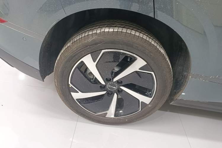 Used BYD Sealion 06 New Energy 2025 Model EV 605 Navigation Pro Edition
