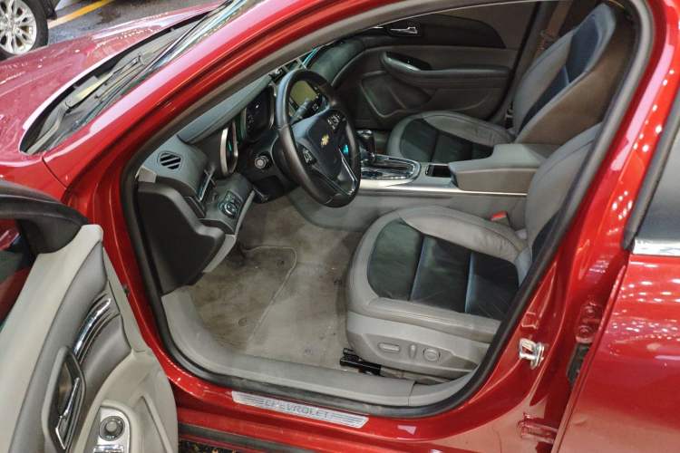 Used Chevrolet Malibu 2013 2.0L Automatic Luxury Edition