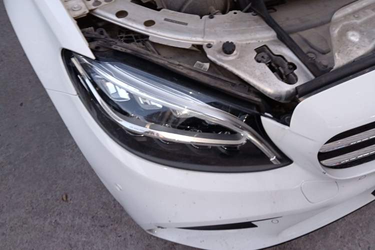 Used Mercedes-Benz C-Class 2019 C 260 Sport Edition Right Front Headlight