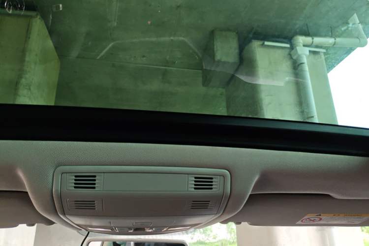 Used Volkswagen T-ROC 2019 230TSI DSG Two-Wheel-Drive Advanced Version China VI Standard