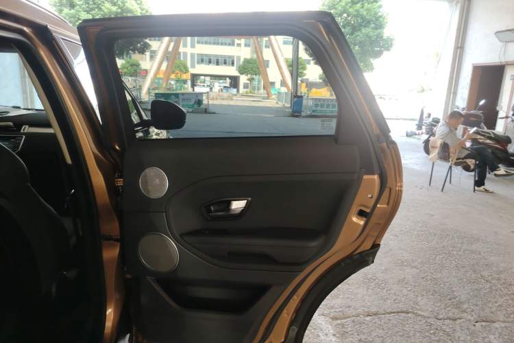 Used Land Rover Range Evoque 2014 2.0T 5-Door Luxury Edition