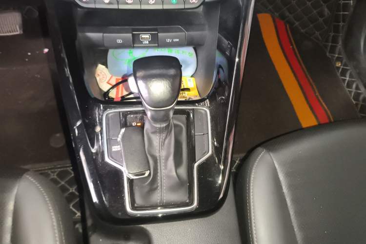 Used Kia Sportage R 2018 2.0L Automatic Smart Luxury Version China V Standard
