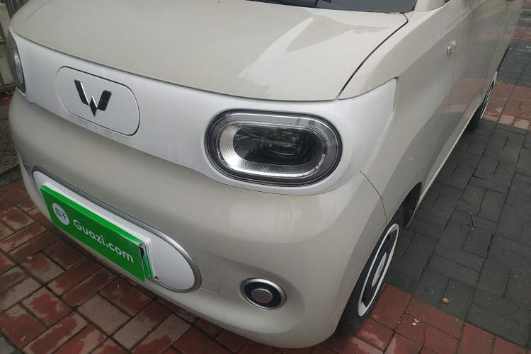Used Wuling Hongguang MINIEV 2024 3rd Generation 215km Youth Edition Left Front Headlight