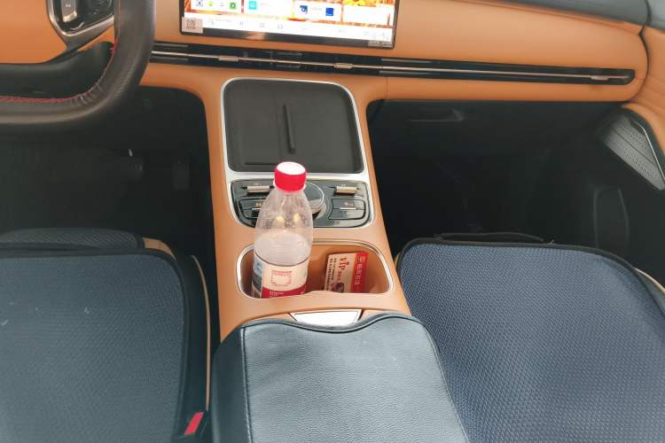 Used Geely Galaxy Galaxy Xingjian 7 EM-i 2025 120km Exploration+ Version