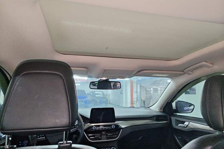 Used Ford Focus 2019 Hatchback EcoBoost 180 Automatic Trendy Model
