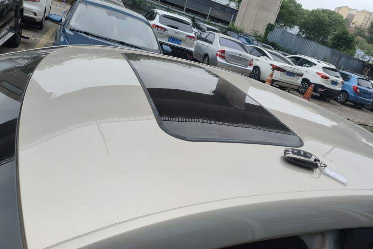 Used Roewe i5 2019 1.5L Automatic 4G Connected Langhao Edition