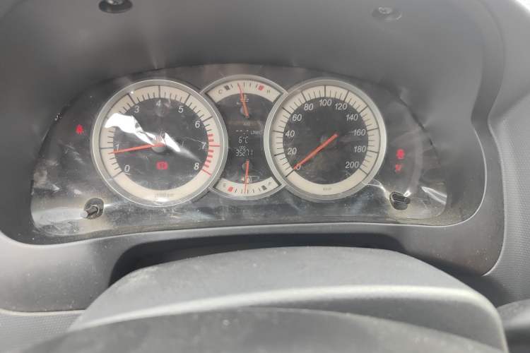 Used Suzuki Liana A6 2014 Sedan 1.4L Manual Enjoyment Model
