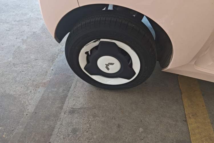 Used Wuling Hongguang MINIEV 2021 Macaron Premium Model – Lithium Iron Phosphate