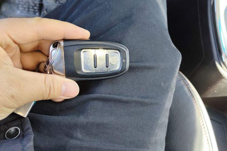 Used Baojun 560 2015 1.8L Manual Elite Edition
