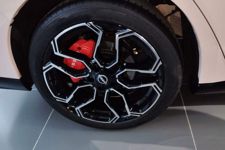 Used Nissan N7 2025 510 Pro