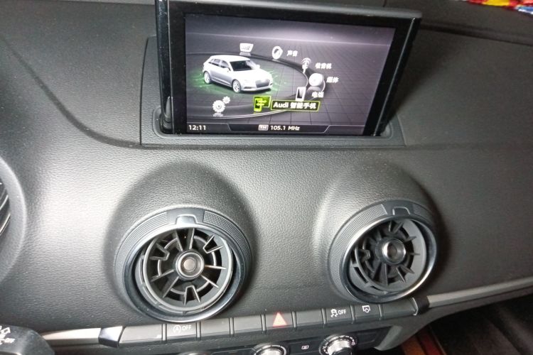 Used Audi A3 2020 Restyled Sportback 35 TFSI Entry-Level China VI Emission Standard Audio And AC Panel