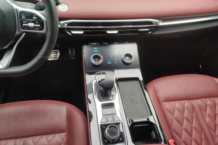 Used JETOUR X70 PLUS 2023 1.6T DCT Stronger PRO 5-Seater