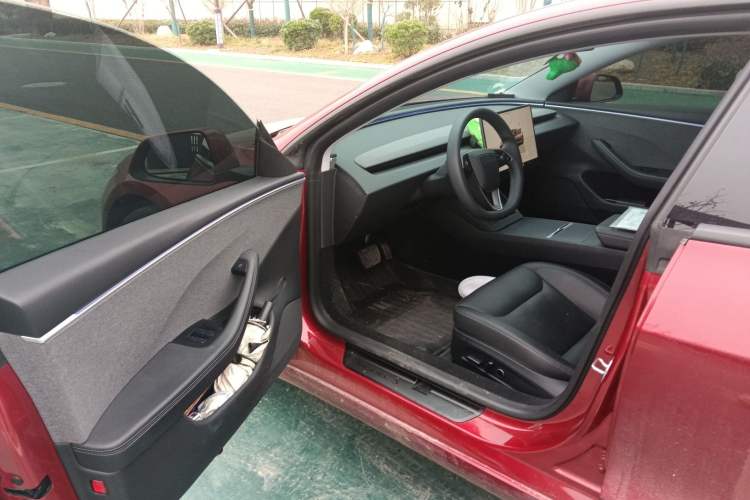 Used Tesla Model 3 2023 Rear-Wheel-Drive Version