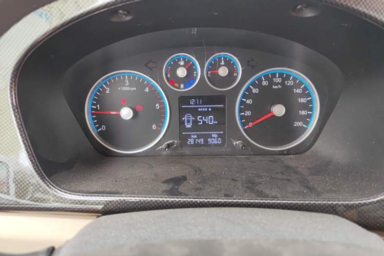 Used Foton Toano 2022 2.0T Manual Urban Edition Short Wheelbase Mid-Height Design Rear Single Tire 5/6/9-Seater Configuration 4F20TC3 Instrument Cluster