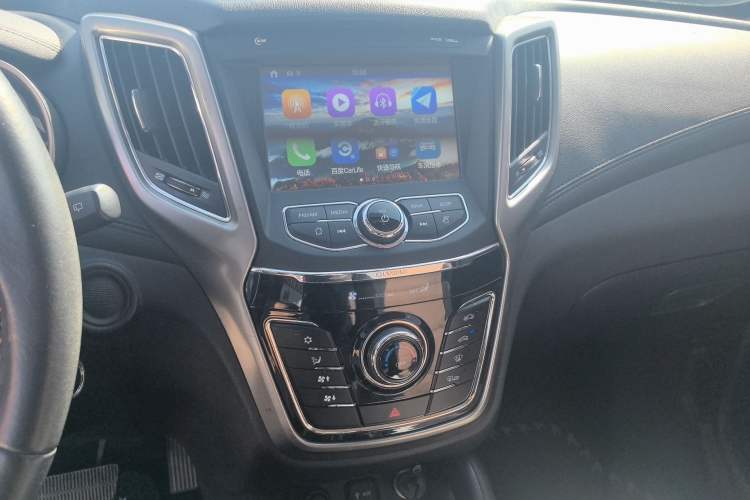 Used CHANGAN CS35 2017 1.6L Automatic Luxury Model