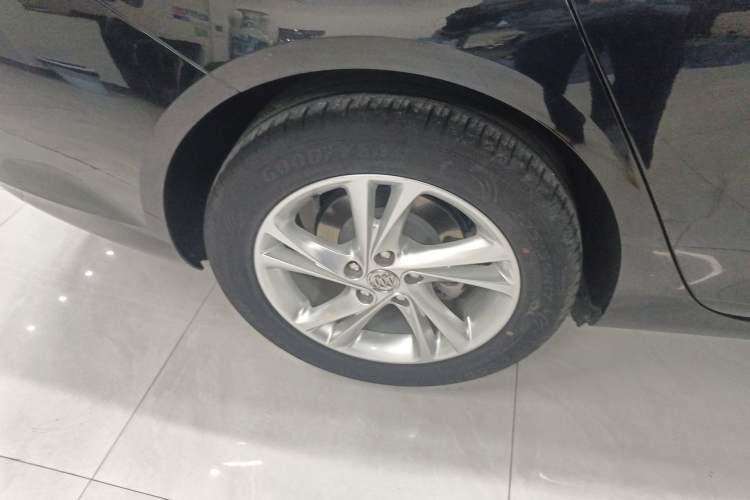 Used Buick Regal 2021 552T Elite Edition Exterior 3