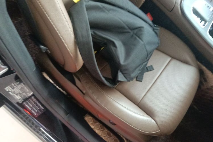 Used Mercedes-Benz E-Class New Energy 2023 E 350 e L Plug-in Hybrid Sports Sedan
