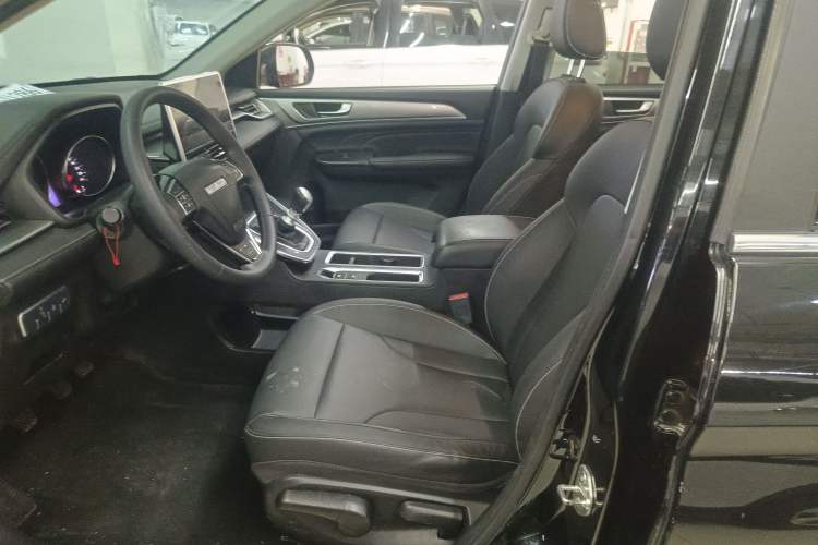 Used Haval M6 2021 PLUS 1.5T Manual Luxury Smart Connectivity Model Left Front Seat