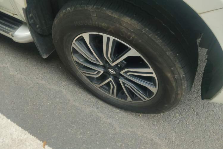 Used Nissan Terra 2020 2.5L XL Upper Automatic Two-Wheel Drive Luxury Edition Right Front Wheel Hub