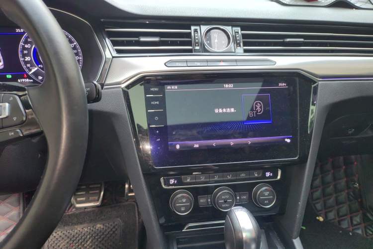 Used Volkswagen FAW-Volkswagen CC 2019 380TSI Yeyan Edition China VI Standard Audio And AC Panel