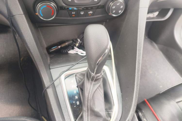 Used Buick GT 2021 Revised Version Flagship 1.5L Automatic Elite Edition Gear Lever