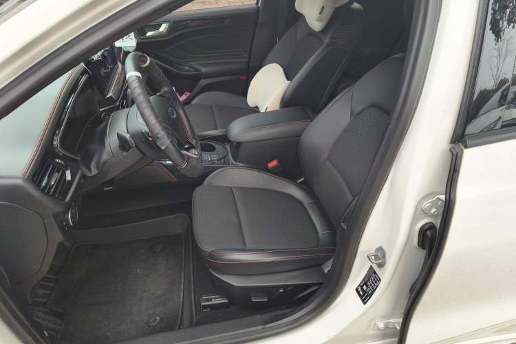 Used Ford Focus 2021 Hatchback EcoBoost 180 Automatic ST Line