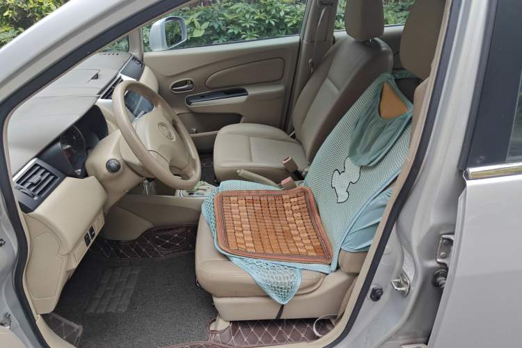 Used Venucia D50 2012 1.6L Automatic Prestige Edition