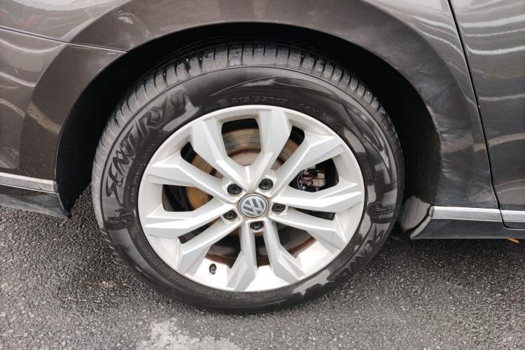 Used Volkswagen Magotan 2018 Facelift 380TSI DSG Luxury Version
