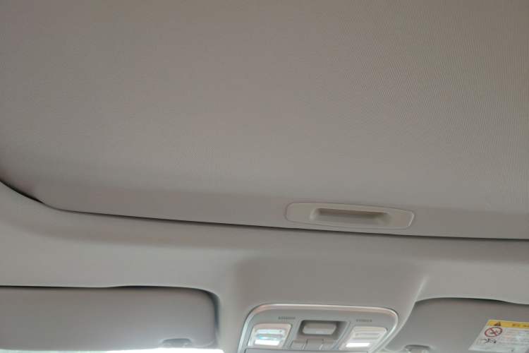 Used Geely Auto Emgrand GL 2020 1.4T Manual Luxury Model Headliner