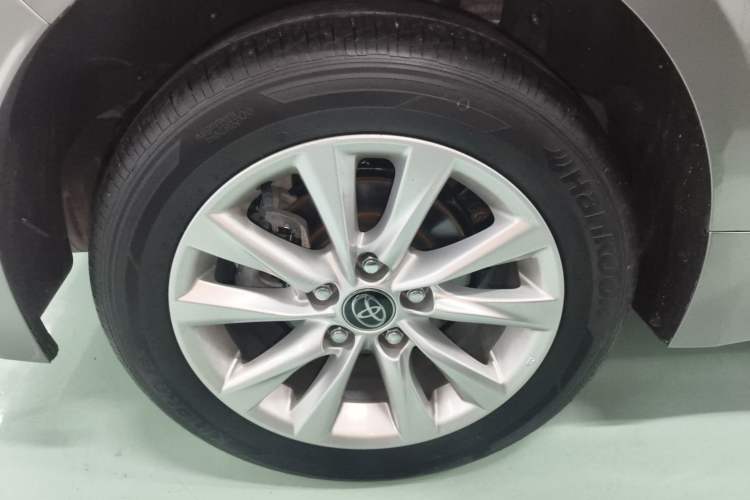 Used Toyota Corolla 2023 1.2T Elite Edition Right Rear Wheel Hub