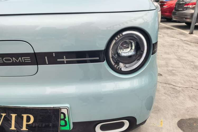 Used Geely Galaxy Panda 2025 210 km – Yuanqi Bear Left Front Headlight