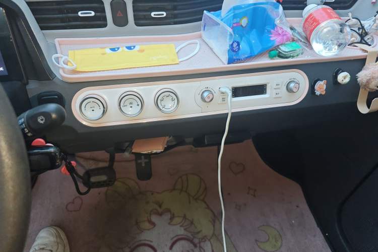 Used Wuling Hongguang MINIEV 2022 Macaron Fashion Model Lithium Iron Phosphate
