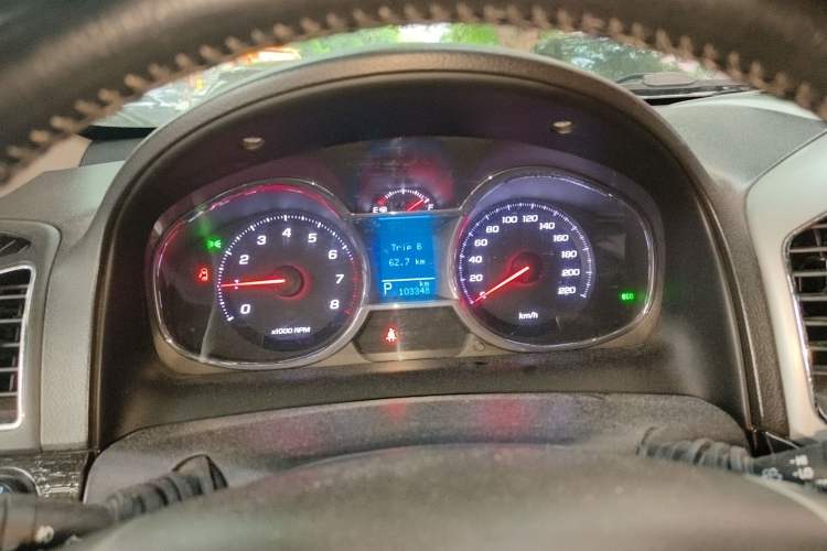 Used Chevrolet Captiva 2015 2.4L 4x4 Flagship Edition 7-Seater