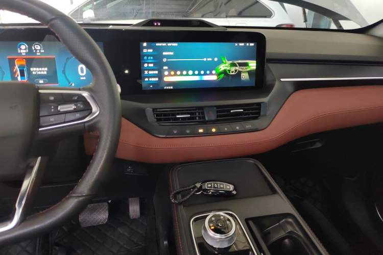 Used Ford Equator New Energy 2025 Luxury Plus Version Audio And AC Panel