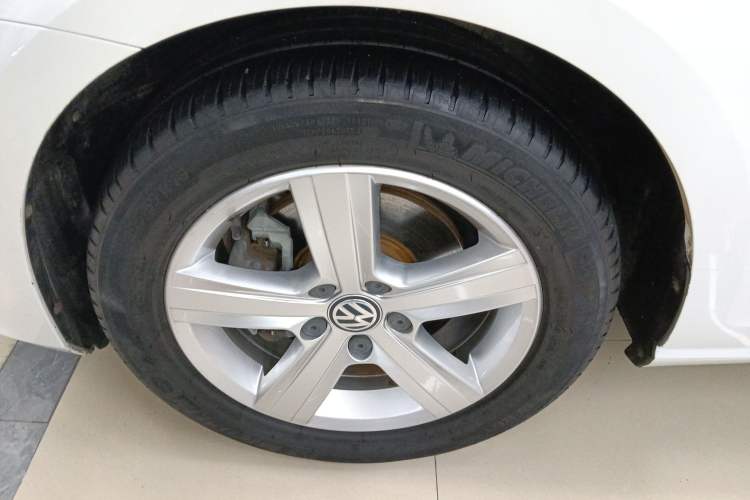 Used Volkswagen Golf 2016 230TSI Automatic Comfort Version
