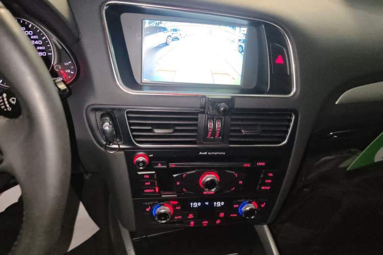 Used Audi Q5 2015 40 TFSI Technology Edition