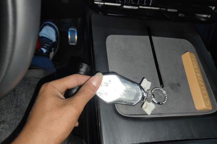 Used Hyptec HT 2023 670 Rear-Drive Ultra-High Voltage Version
