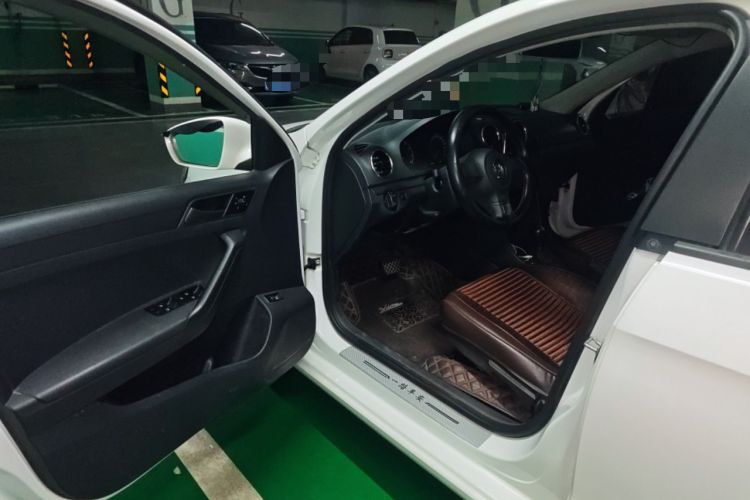 Used Volkswagen Jetta 2015 Value Edition 1.6L Automatic Fashion Version Driver Seat