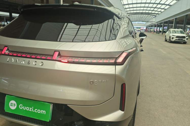 Used Lynk & Co 08 EM-P 2023 245km Ultra-Long Range Halo