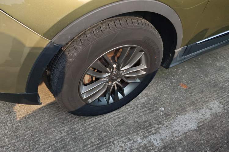 Used Cowin X5 2017 2.0L CVT Luxury Version
