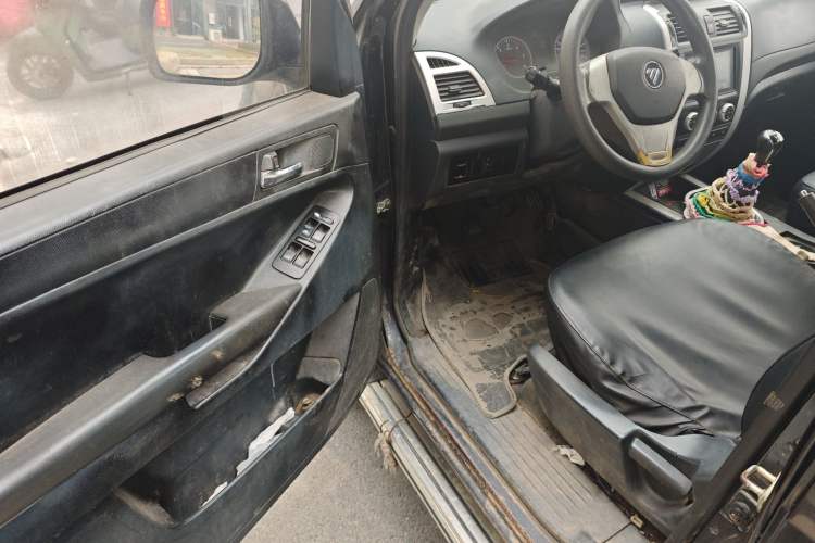 Used Foton Tunland 2015 2.8T E5 Diesel 2WD Comfort Edition BJ493ZLQ4 Driver Seat