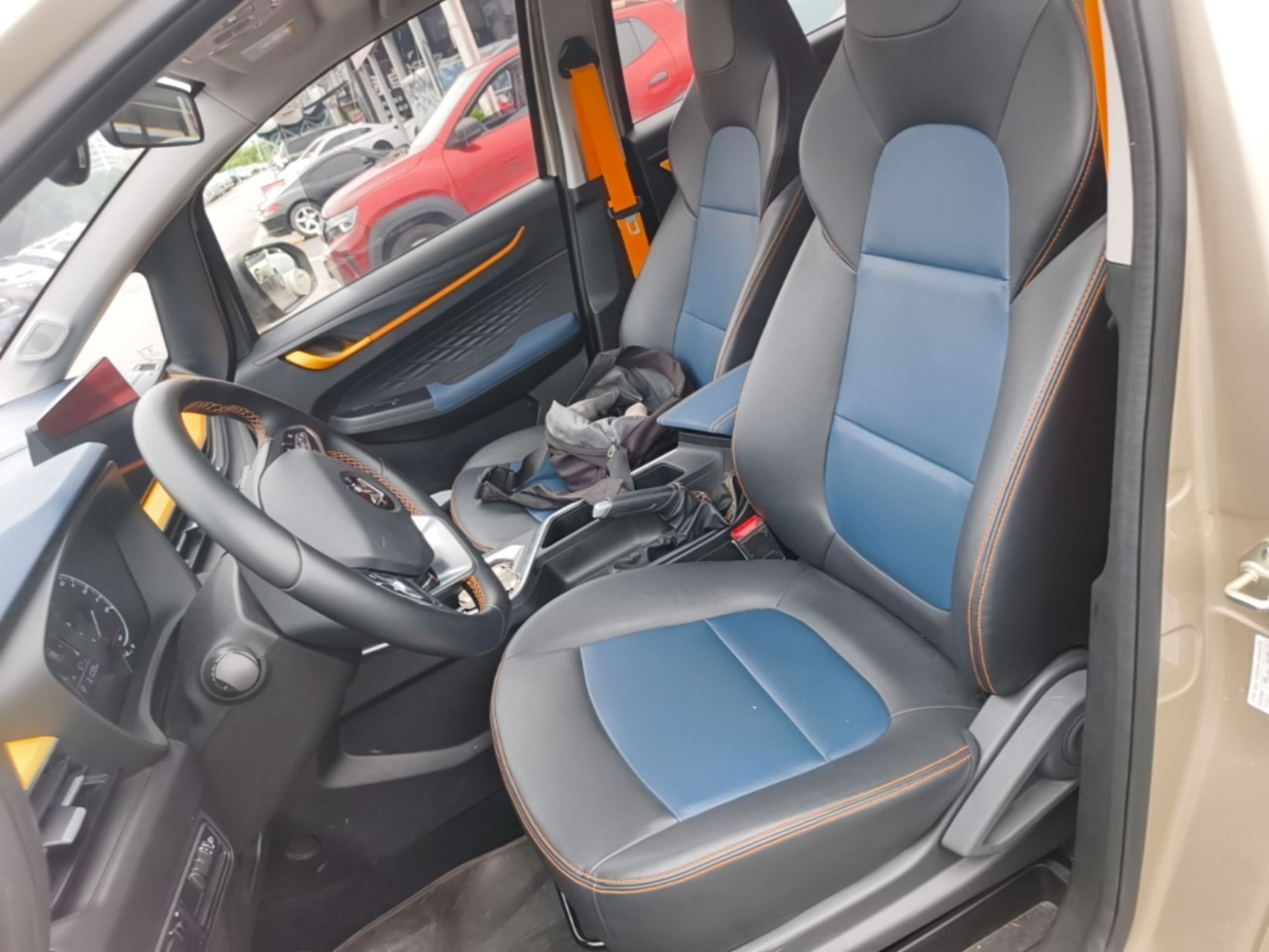 Interior delantero