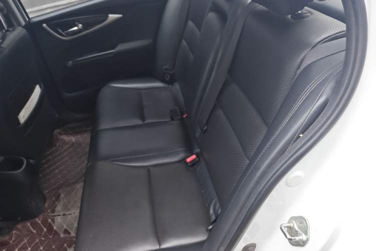 Used Honda Crider 2013 1.8L automatic luxury edition