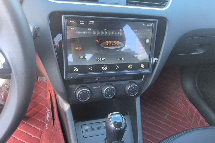 Used Skoda Octavia 2017 Classic Model 1.6L Automatic Comfort Edition
