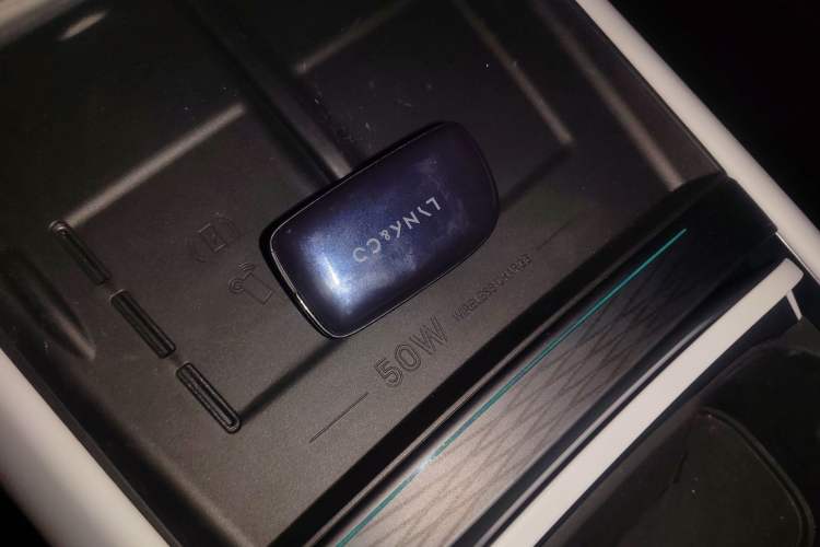 Used Lynk & Co Z10 2025 95 kWh 702 km All-Wheel-Drive Halo